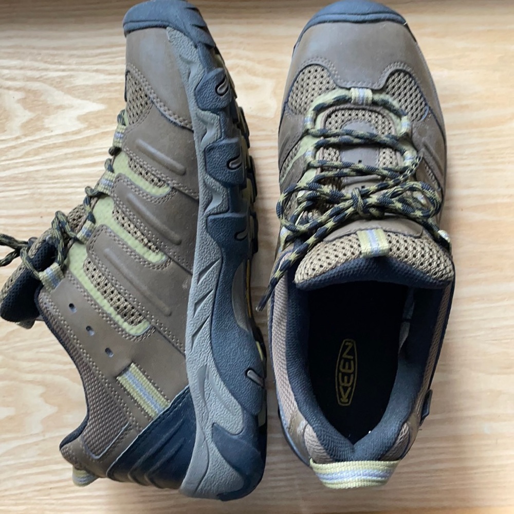 Keen Koven low hiking shoe